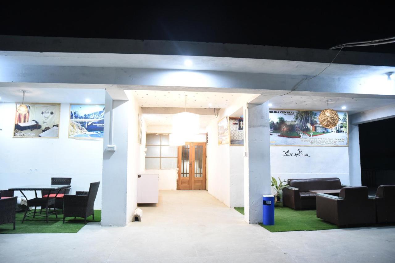Apartament Republika Urban Abbottabad Zewnętrze zdjęcie